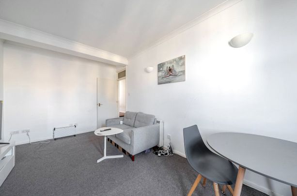 Station Road, London, SE25 5AJ - Photo 1