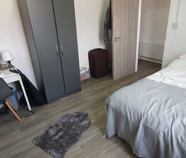 63 Cathays Terrace, Cathays, Cardiff, CF24 4HT - Photo 4