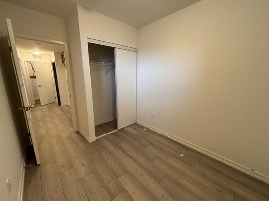 For Lease - #5-20 Lytham Green Circle, Newmarket, Ontario - Photo 1