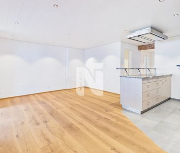Liebevoll renovierte 2.5-Zimmer-Wohnung mit rustikalem Charme und B... - Foto 4