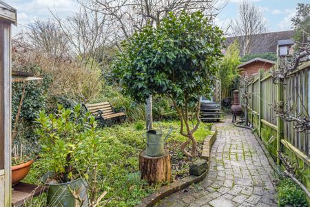 Highfields, Forest Row, RH18 - Photo 3