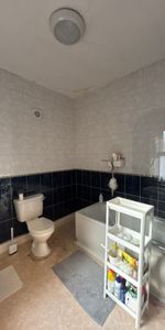 Queens Square, Brighton - Photo 4