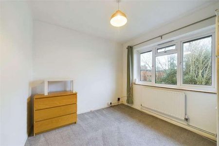 Ray Park Road, Maidenhead, Berkshire, SL6 - Photo 3