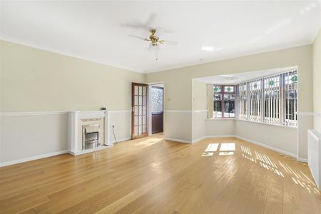 2 bedroom terraced bungalow to rent - Photo 2