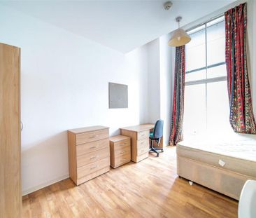 6 bedroom apartment to rent - Photo 1