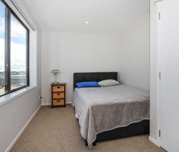 LIVE THE LIFESTYLE IN THE HUB OF SILVERDALE! - Photo 2