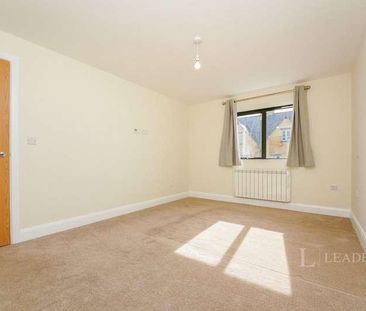 Lamb Court, London Road, Tetbury, Gloucestershire, GL8 - Photo 2