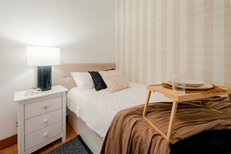 Calle Mayor, Madrid, Community of Madrid 28013 - Photo 4