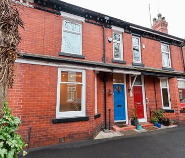 4 bedroom terraced house to rent - Photo 1