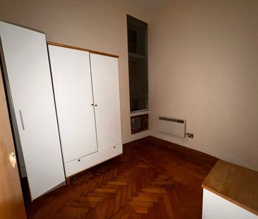 1 Bed Flat, Eastgate, LS2 - Photo 6