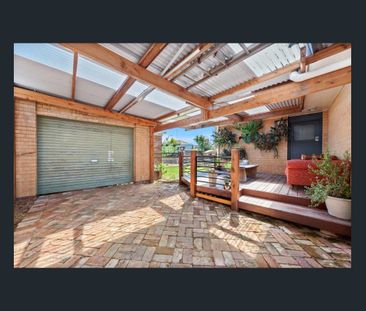 Great 3 Bedroom Home - Photo 5