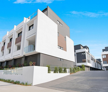 PRIME LOCATION READY TO CALL HOME!! - Photo 4