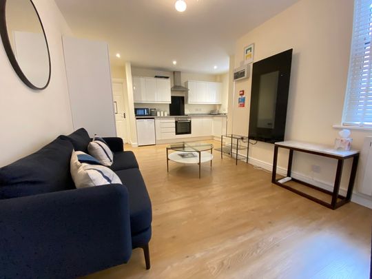 4 Bed Student Accommodation - Photo 1