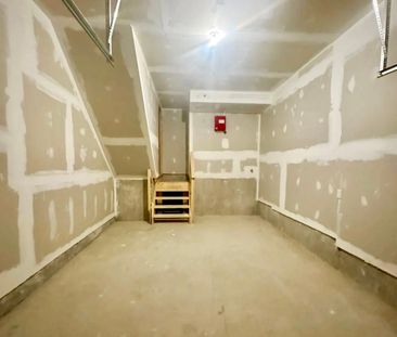 For Lease - 68A Tisdale Avenue, Toronto, Ontario - Photo 3