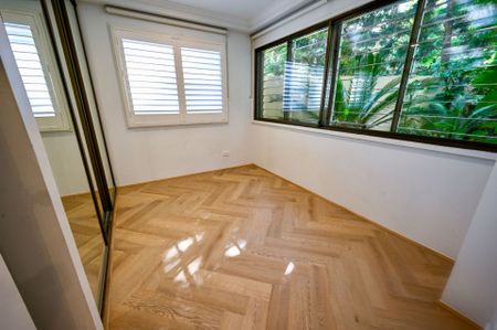 Luxury Garden Apartment Overlooking Cook + Phillip Park - Photo 4