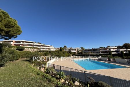 Location Appartement 2 pièces 45m² ANTIBES 06600 - Photo 4