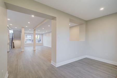 For Lease - 83 Clairton Crescent, Toronto, Ontario - Photo 5