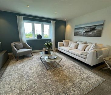 3 Bedroom Detached To Let - Photo 2