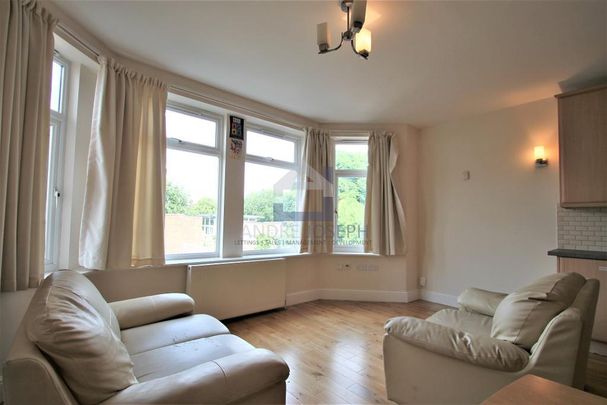 3 Bedroom Flat To Rent - Photo 1