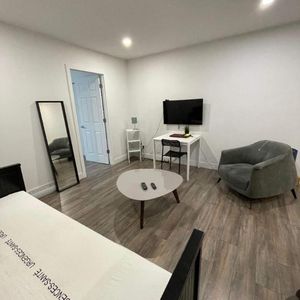 1 CH - 1 SDB - Montréal - $1,295 /mo - Photo 2