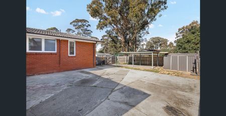 Comfortable 3-Bedroom Home in a Quiet Bidwill Location!! - Photo 4