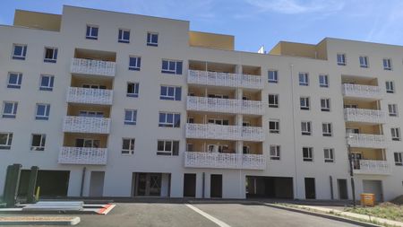 Location Appartement 2 pièces 42m² GIVORS 69700 - Photo 5