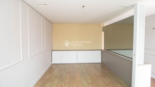 Sobrado com 3 quartos e 180m² para alugar em Jardim Bela Vista, Santo André. - Photo 1