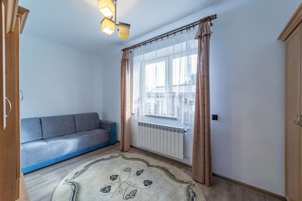 2 niezależne mieszkania | 2 m.postojowe w garażu - Photo 1