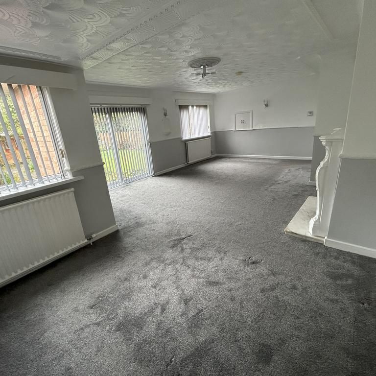 3 bedroom bungalow to rent - Photo 1