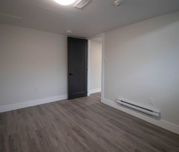 **Cozy** 1-Bedroom Apartment in Welland - Photo 5