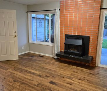 Unique One Bedroom Plus Den - Photo 1