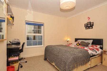 2 bedroom terraced house to rent - Photo 5
