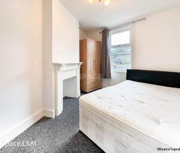 2 bedroom property to rent in Reading - Photo 1