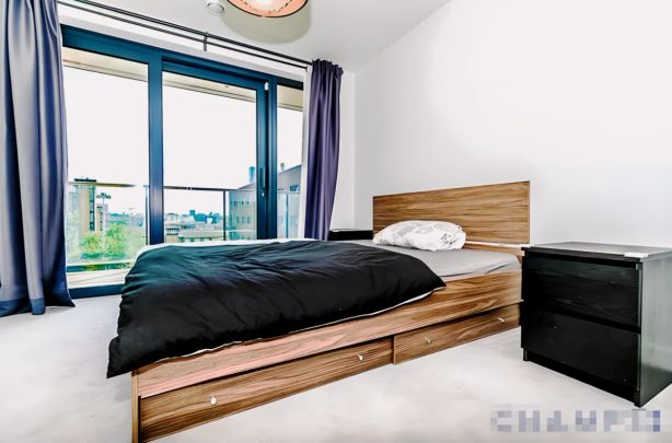 3 Bedroom 2 Bathroom - Photo 1