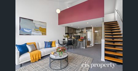 Sullivans Cove Luxury Townhouse - Photo 2