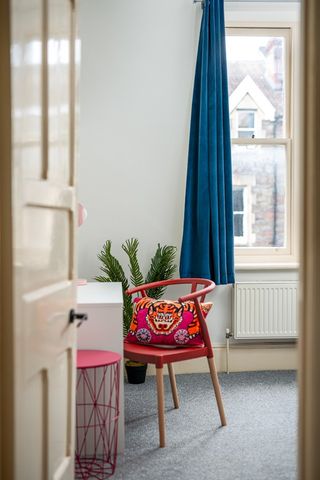 2 Bed Flat, Manilla Road, BS8 - Photo 2