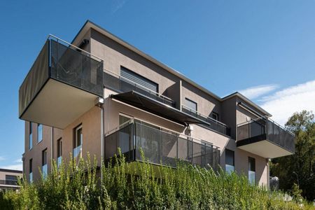 Stylish attic apartment in well-maintained building! - Photo 4