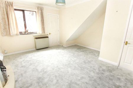 2 bedroom terraced house to rent - Photo 2