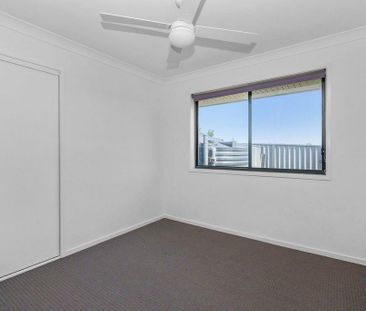 16 Brokenwood Avenue, Cliftleigh NSW 2321 - House For Rent | Domain - Photo 2