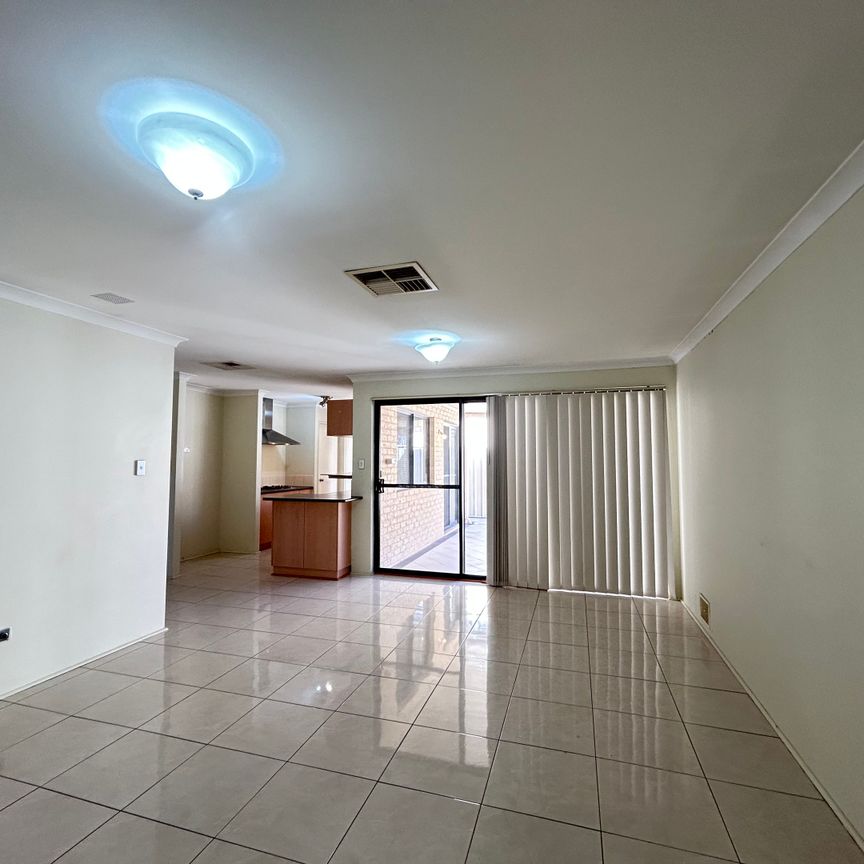 16 Sarah Close, Canning Vale WA 6155 - House For Rent - $750 | Domain - Photo 1