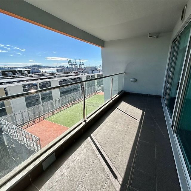 PREMIUM CITY APARTMENT LIVING!! - Photo 1