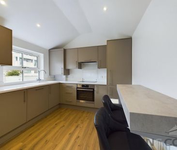 1 bedroom in a flat share to rent - Photo 4