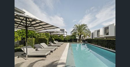 A Lifestyle of Serenity and Sophistication - Photo 3