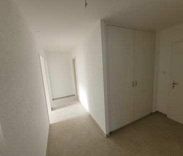 Appartement dernièrement rénové de 3 pièces avec balcon ! - Foto 4