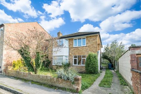 New High Street, Headington - Photo 3