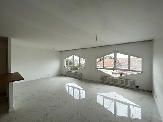 Location Appartement 4 pièces 91m² - Photo 1