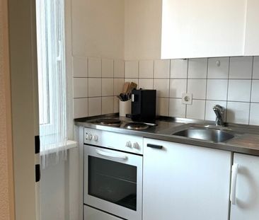 Praktisch, zentral, gemütlich - perfekte 1.5-Zimmer-Wohnung! - Photo 4