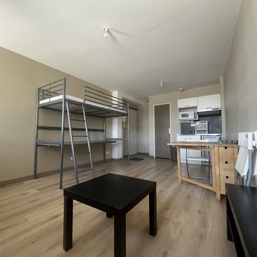 Location Appartement 1 pièce Meublé 24m² EGLETONS 19300 - Photo 1