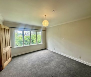 Poised and proud in Maori Hill - Photo 5