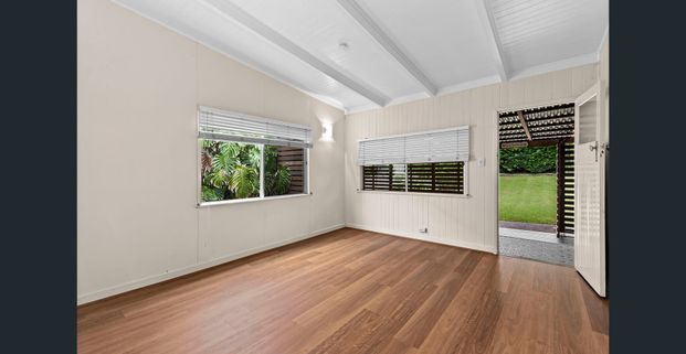 ROSALIE LIVING AT ITS FINEST - Photo 1